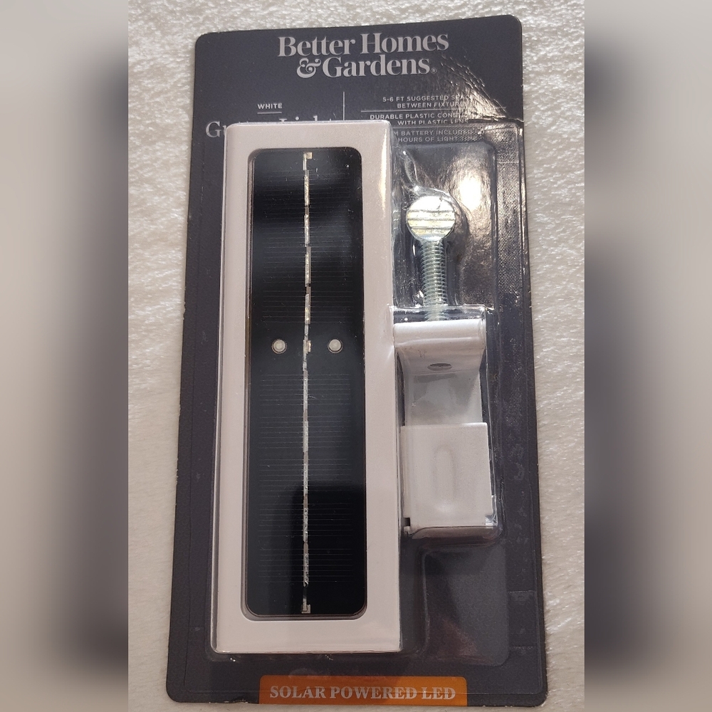 Black Solar Light with Mounting Bracket
